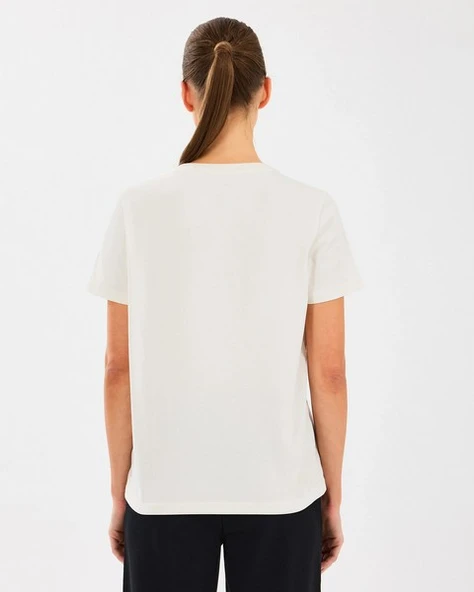 Skechers S2510029-102 W Essential Crewneck Kadın Spor Tişört - Resim 4