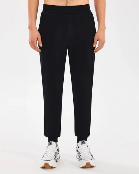Skechers S242114-001 M Essential Jogger Erkek Eşofman Altı