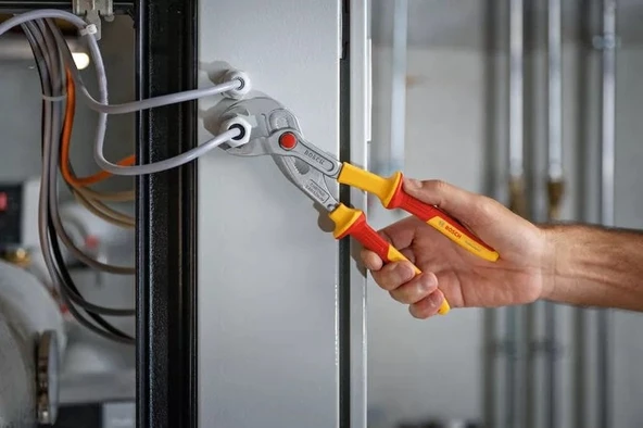 BOSCH Profesyonel İzoleli VDE 1000 Volt Fort Pense 250 mm(1600A02NE5) - 4