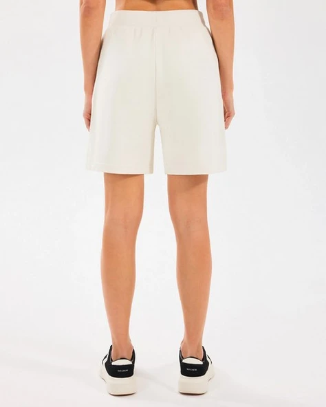 Skechers S2510035-102 W Essential 5 Inch Kadın Spor Şort - 4