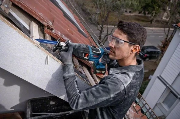 BOSCH GSA 185-LI 18 Volt Akülü Tilki Kuyruğu (Akü-Şarj Aleti Hariç) - 9