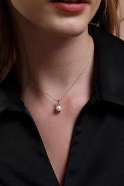 Kadın 5,5 mm Doğal İnci Kolye ürün görseli