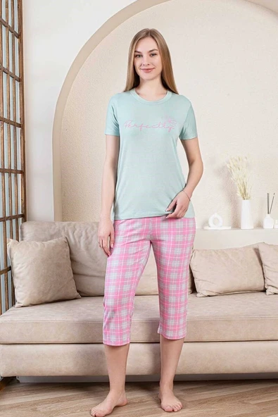 Kadın Su Yeşili Pembe Ekose Desen Bisiklet Yaka Düğmesiz Likralı Bambu Kısa Kol Kapri Pijama Takımı - 5