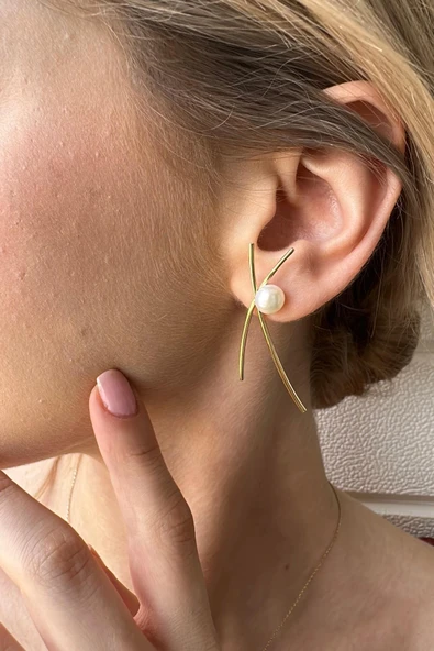 7,5 mm Doğal İnci Küpe