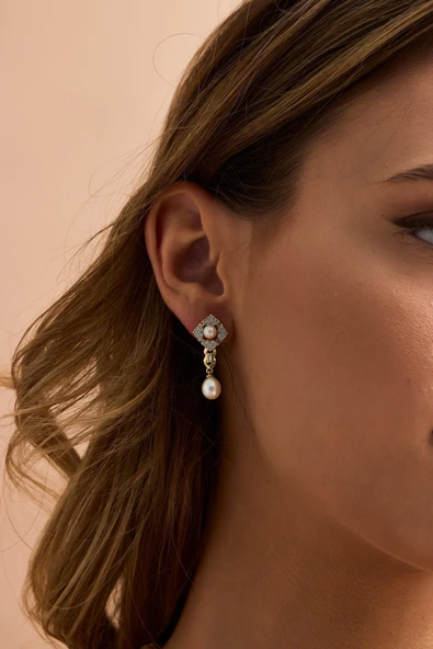 7,5 mm Baget Taşlı Doğal İnci Küpe ürün görseli 1