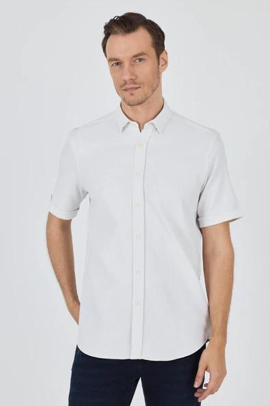 Açık Krem Biritli Yaka Düz Casual Pamuklu Comfort Fit Gömlek 1004250221