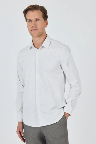 Beyaz Sert Yaka Cepsiz Gabardin Uzun Kol Slim Fit Esnek Gömlek 1004250231 - Resim 3