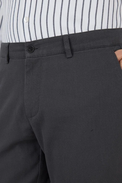 Koyu Antrasit Desenli Armürlü Yan Cep Düz Paça Comfort Fit Pamuklu Casual Chino Pantolon 1003250122 - Resim 4