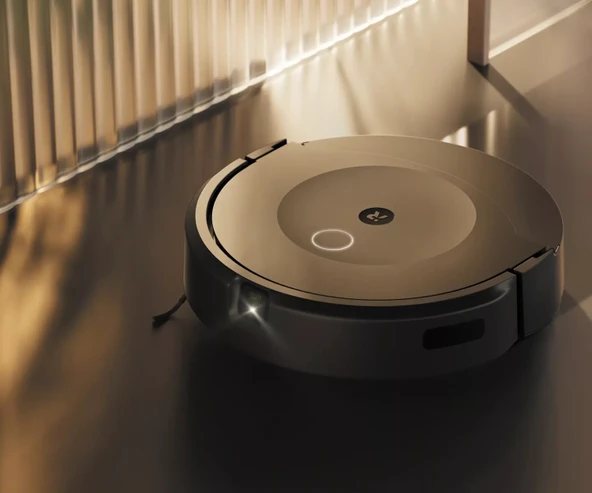 İROBOT ROOMBA COMBO 10 MAX ROBOT SÜPÜRGE VE PASPAS