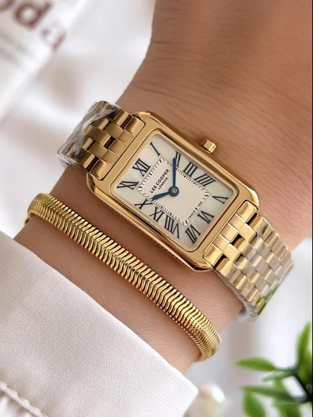 Lee Cooper Çelik Hasır Kordonlu 3 Atm Suya Dayanıklı Kadın Kol Saati VS.BLKT.0247 ürün görseli