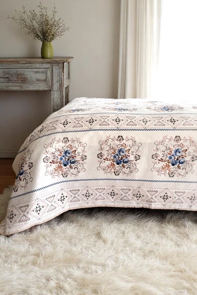 Alla Turca Çift Kişilik Kanaviçe Desenli Pike – İndigo | 200x240 cm | %100 Pamuk
