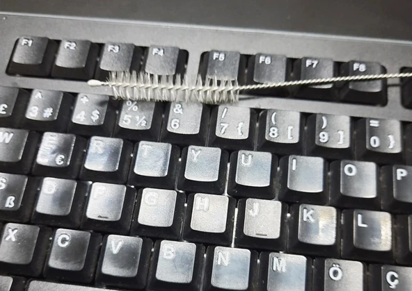 3 Lü Pratik Fırça  Esnek Bükülebilir Klavye Mouse Arası Temizlik Fırçası - 3