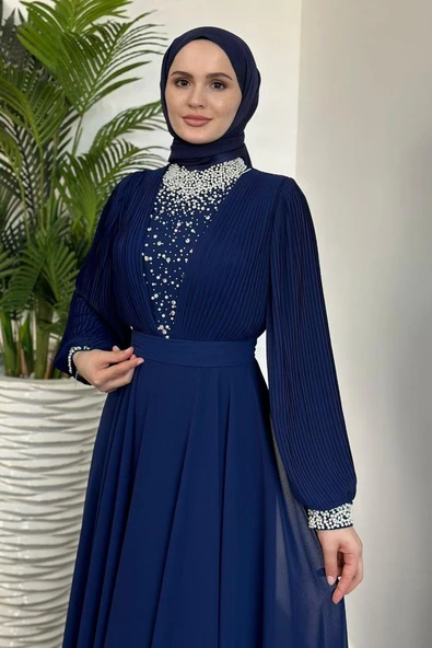 25Y4620 ELBİSE ABİYE ŞİFON KOLLARI PİLİSELİ YAKASI İNCİLİ