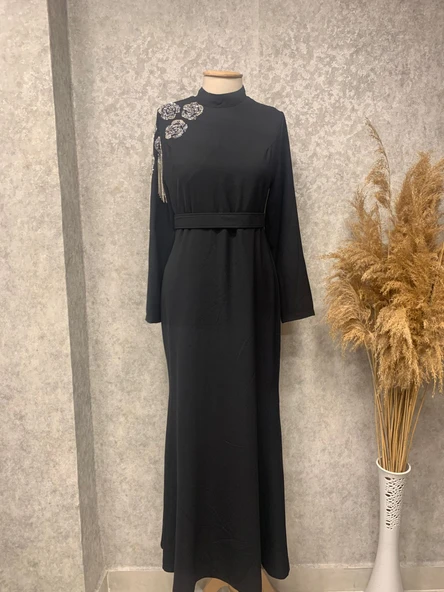 25Y4730 ELBİSE ABİYE KREP KUMAŞ TEK OMUZ TAŞLI
