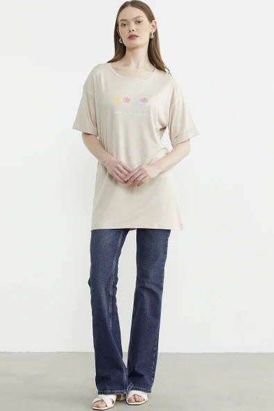 Çiçek Baskılı Bisiklet Yaka Tişört - Taş - Resim 3