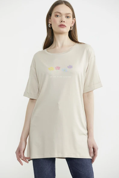 Çiçek Baskılı Bisiklet Yaka Tişört - Taş - Resim 2