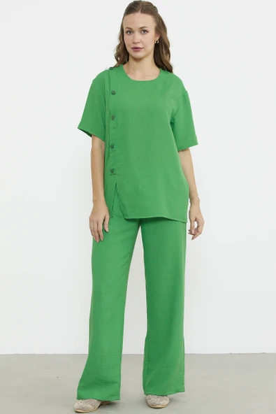 Düğme Detaylı Keten Görünümlü Rahat Takım - Yeşil - Resim 4