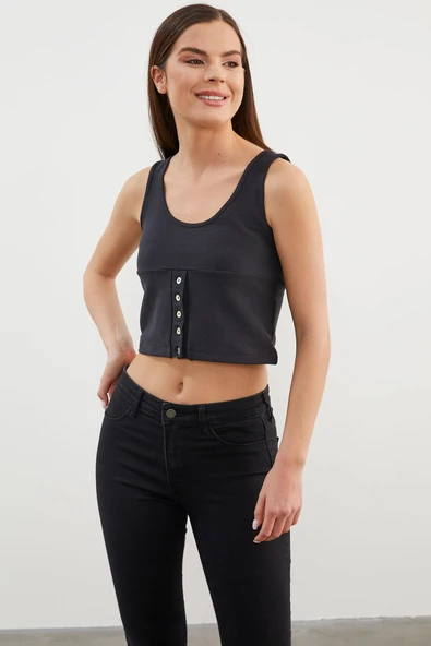 Askılı Düğme Detaylı Ribana Crop Tişört - Siyah - Resim 2