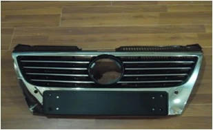 Passat Ön Panjur Krom Sensörlü Krom Çizgili Geniş Plakalık Komple 2006-2011 ürün görseli 1