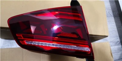 STOP LAMBASI İÇ SOL KARARTILMIŞ PASSAT 2020> ürün görseli 1