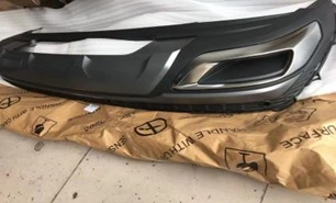 TAMPON SPOYLERİ ARKA KOMPLE SENSÖRLÜ GRİ Q7 SLİNE 2016-2020 ürün görseli 1