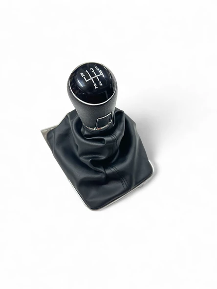 VİTES TOPUZU KROMLU 5 VİTES DİZEL GOLF7 ürün görseli 1