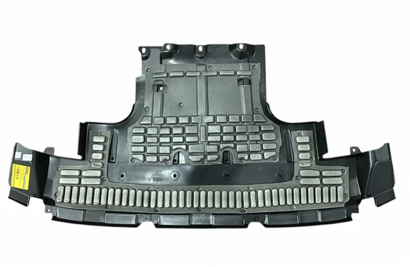 Audi Q7 Ön Motor Alt Muhafaza 2011-2015 ürün görseli 1