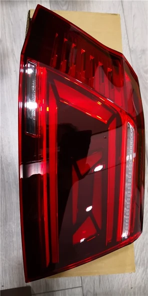 STOP LAMBASI DIŞ SOL KARARTILMIŞ PASSAT 2020>> ürün görseli 1