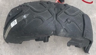 Cayenne Camurluk Davlumbazı Arka Sag  2018>>9Y0810908C ürün görseli 1