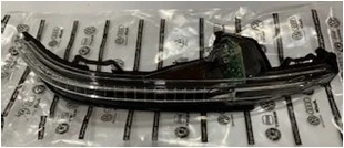 Audı Q7 Ayna Sınyalı R 2017>>4M0949102A ürün görseli 1