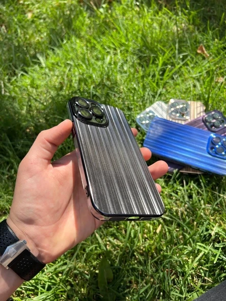 İphone 14 Wave2 Hologram Görünümlü Telefon Kılıfı - 2