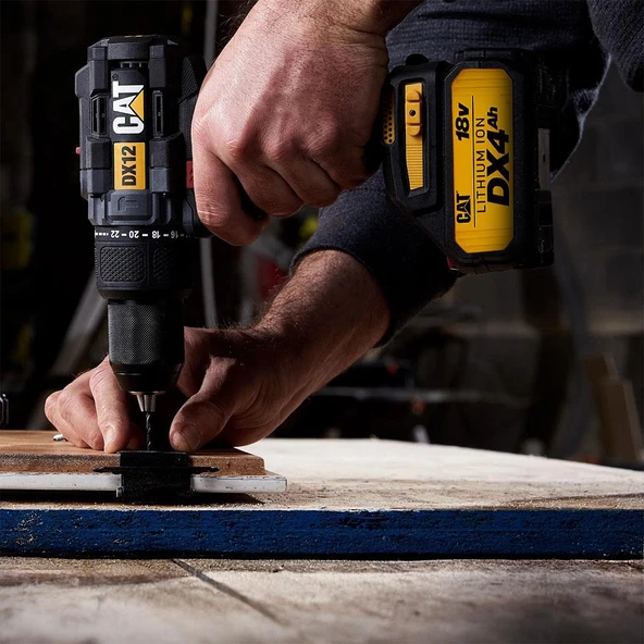 CAT DX12.2 18Volt/4.0Ah Li-ion Çift Akülü Kömürsüz Profesyonel Şarjlı Darbeli Matkap - 6
