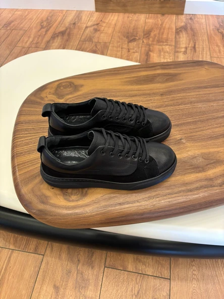 4226 SİYAH SÜET DETAYLI HAKİKİ DERİ ERKEK SNEAKERS - ERKEK SPOR AYAKKABI