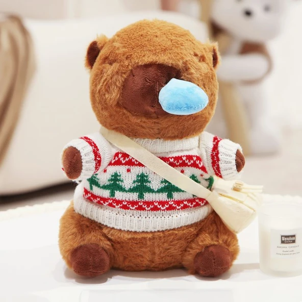 Giysili Kapibara Peluş Oyuncak 25cm - Beyaz Giysili Yeşil Ağaçlı