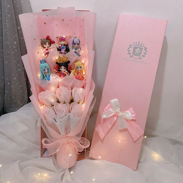 Peluş Oyuncak Buketi - 6 Figürlü + 5 Çiçekli