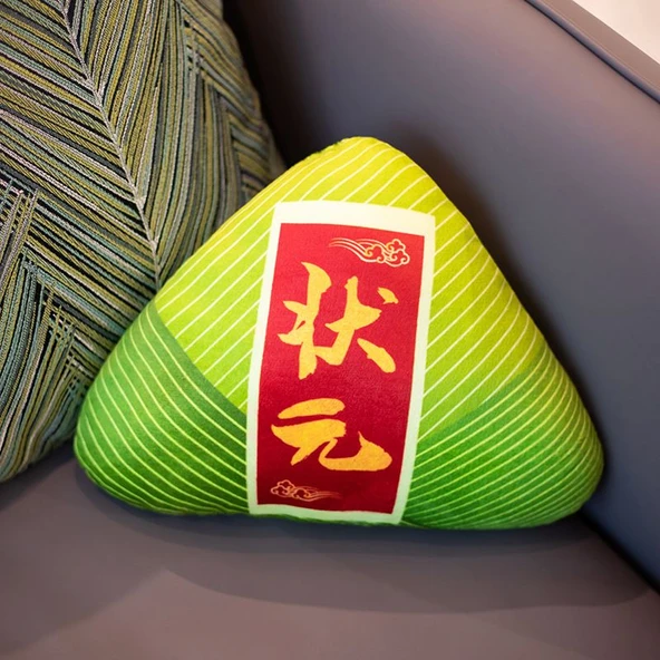 Zongzi Peluş Yastık - Kırmızı Zhuangyuan - 30cm