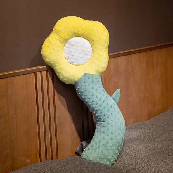 Sarı Renkli Çiçek Peluş Yastık - 70cm