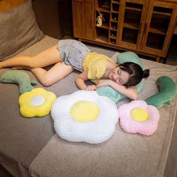 Sarı Renkli Çiçek Peluş Yastık - 70cm - 11