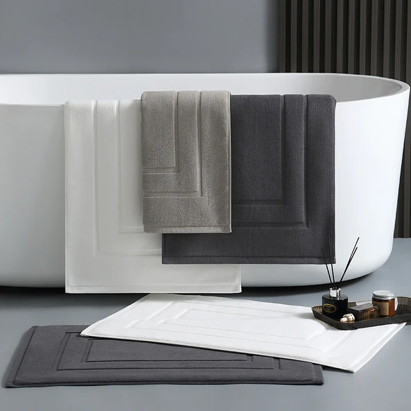 Pamuklu Banyo Paspası - Kaymaz - 40cm x 60cm - Klasik Beyaz 1