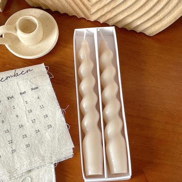 Pastoral Stil Sütlü Çay Kokulu Mum 2'li Kristal Cam Şamdan