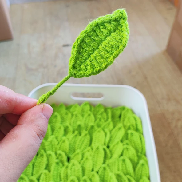 El Yapımı Yün Çiçek Buketi - Mini Ayçiçeği Başı - 9