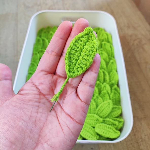 El Yapımı Yün Çiçek Buketi - Mini Ayçiçeği Başı - 10