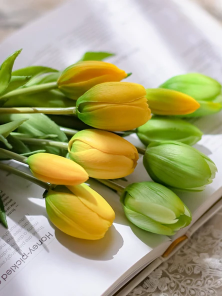 Yapay Lale Aranjmanı - Uzun Dal Açık Pembe Lale Demeti (Nemlendirici Dokunuş) - Resim 4