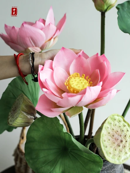 Yapay Lotus Çiçeği Aranjmanı - Yarım Açık Lotus (Beyaz) - 5