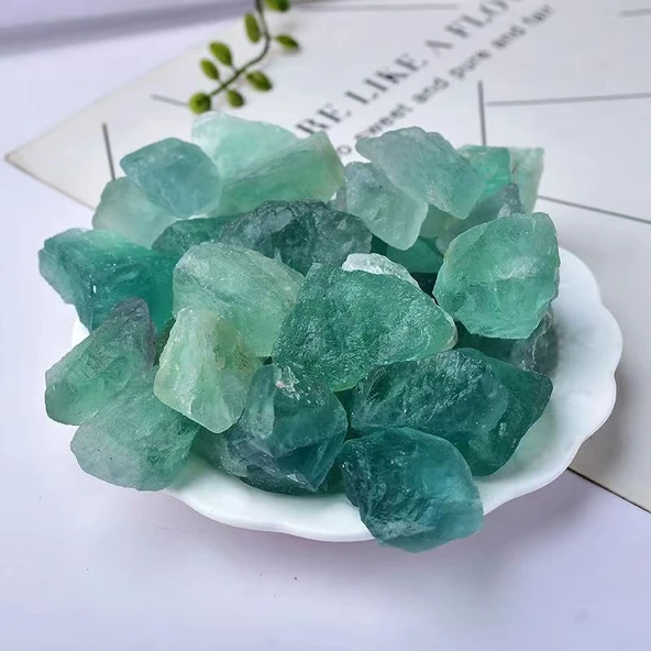 Aromaterapi Tütsü Taşı Kristal Cam Kabı - Yeşil Kristal 100g