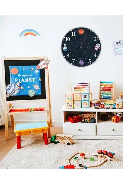 kutuTR Aksesuar Space Çocuk Dekoratif Ahşap Duvar Saati 33x33