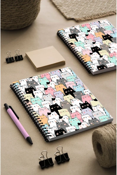 kutuTR Kediler Ahşap Mdf Kapaklı 100 Yaprak Çizgili 15x21 Vip Modelist Defter 80gr/m2 Ç509