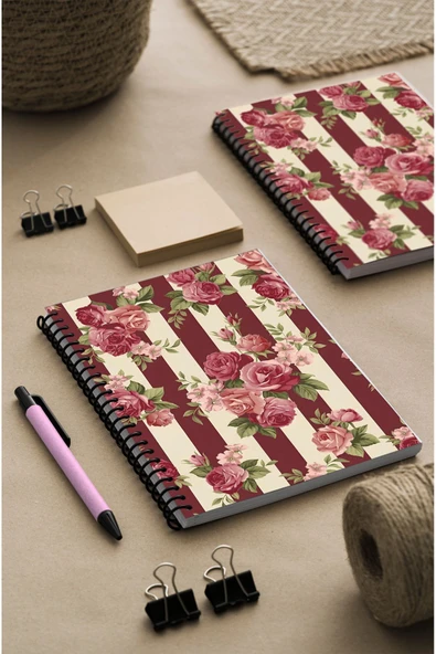 kutuTR Çiçek Buket Desen Ahşap Mdf Kapaklı 100 Yaprak Çizgili 15x21 Vip Modelist Defter 80gr/m2 Ç517