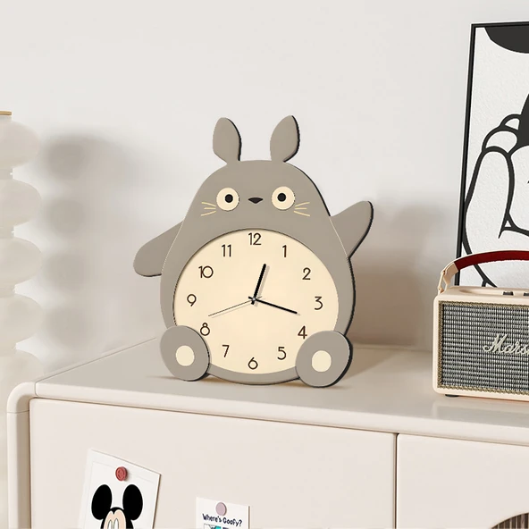 Totoro Desenli Ahşap Masa Saati - Model A - 21x24 cm - 6