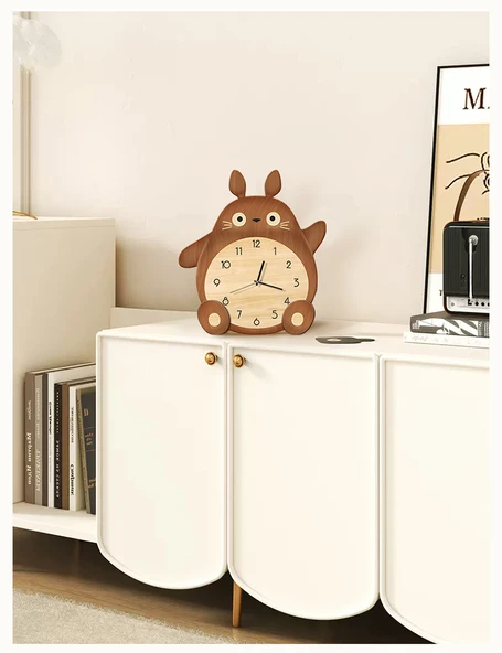 Totoro Desenli Ahşap Masa Saati - Model A - 21x24 cm - 12
